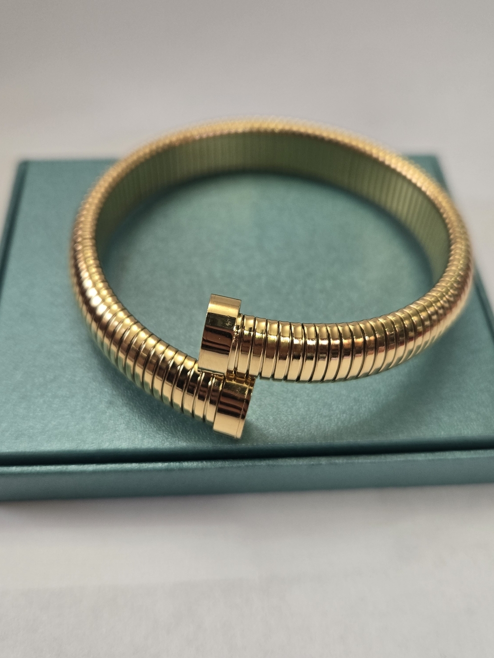 18kt Yellow Gold Plated Snake Chain Cuff Bracelet